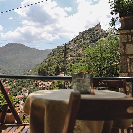 Guesthouse Vrenthi Karítaina 외부 사진