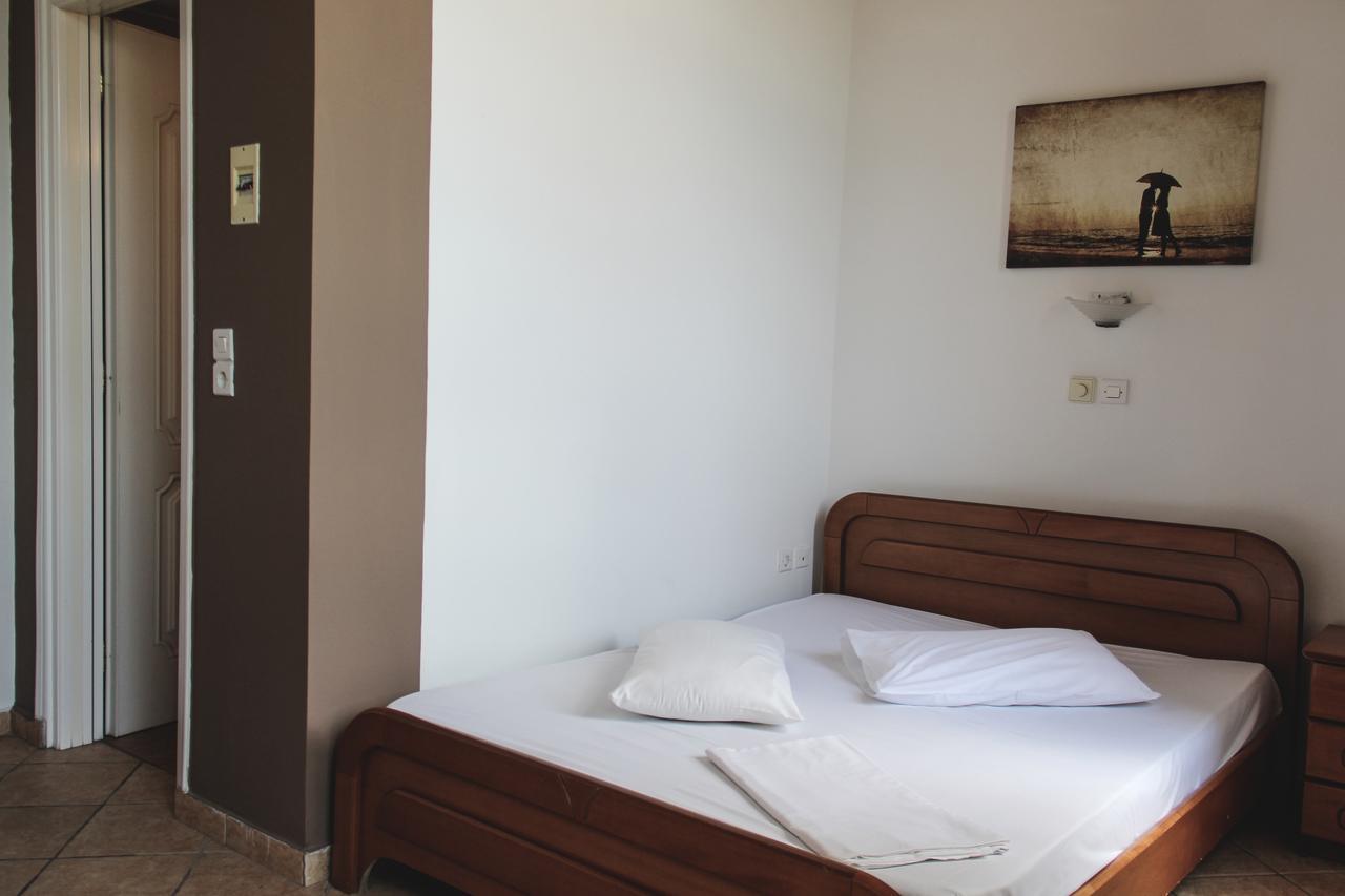 Guesthouse Vrenthi Karítaina 외부 사진